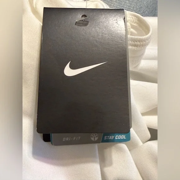 NWT Nike White Athletic DRI-FIT Tank Top Size Large - Picture 11 of 14